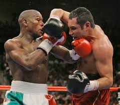 See gallery Oscar de la Hoya