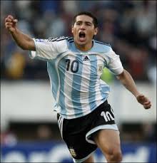 تحليل ديربي امريكا الاتينيه 20071013-riquelme