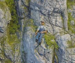 http://t2.gstatic.com/images?q=tbn:SPP2OpUiLIcGbM:http://www.gilbert-gribi.ch/Photos/rocher8.jpg