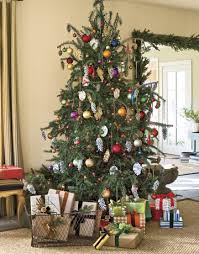 pine cone christmas tree
