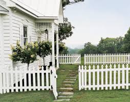 While white picket fences are