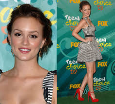 Leighton Meester no clothes