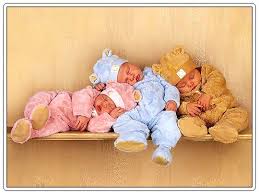 sleep baby Colorful-babies-sleeping-together1