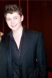 Damian McGinty Pictures
