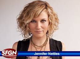 Jennifer Nettles is