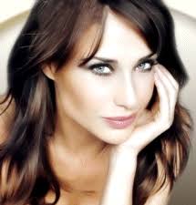 claire forlani navel