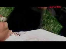 kareena kapoor navel