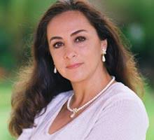 Alma Delfina interpreta a