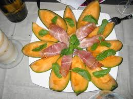 UN DIMANCHE ENTRE NOUS dans DIETETIQUE Melon_jambon_cru