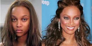 Tyra Banks makes her audience strip