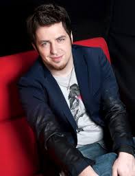Lee DeWyze will perform live