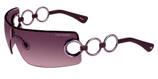 نظارات من أحلى ماركات للفتيات الجميلات 88cd24e186
