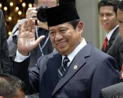 http://t2.gstatic.com/images?q=tbn:ixb2JT927jWtcM:http://dhiez.files.wordpress.com/2009/04/susilo-bambang-yudhoyono.jpg