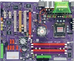 [Bild: ecs_925xe_board_big.jpg]