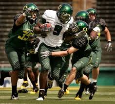 LeGarrette Blount drags a
