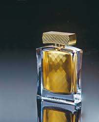 How to Select a Fragrance to Suit You