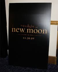 new moon movie casting