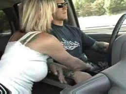 Sex: Public Handjob In The Car