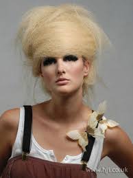 2006 blonde avant garde