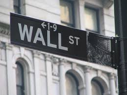 Cerdos,guerras... Wall-street-sign