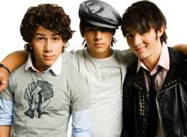 Los Jonas Deben de ganar. Jonas-brothers-oront_