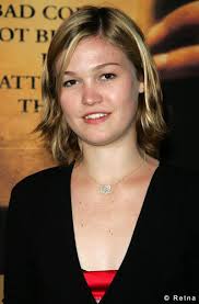 Julia Stiles images