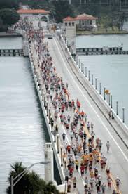 with the ING Miami Marathon�