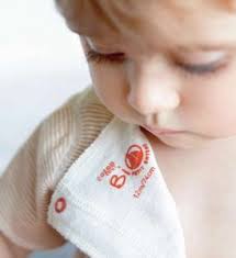 http://t2.gstatic.com/images?q=tbn:zaO-ouceEOGF_M:http://sarakanbloggen.files.wordpress.com/2009/05/petit-bateau-bio.jpg