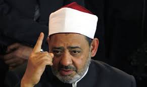 Al-Azhar Grand Imam Ahmed El-Tayeb has said that Article 2 of the Egyptian Constitution should not be changed or sectarian tension would result. - 2011-634335125383128513-312