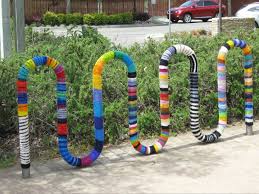 Yarn Bombing / Guerrilla Yarn Bombing / Guerrilla