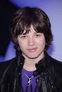 is leo howard dating -