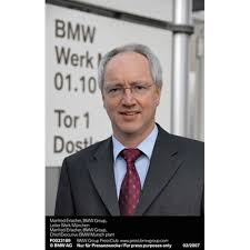 Manfred Erlacher, BMW Group, Leiter Werk München ( - public?actEvent=zoom&filename=P0033189