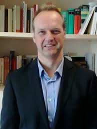 Prof. Dr. Thomas Coelen | Fb2 - 2012-09-27_12.46.46