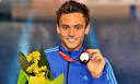 Tom Daley with his gold medal