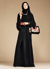Exclusive: The Dolce & Gabbana Abaya Collection Debut ...