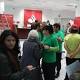Desalojan a afectados por la hipoteca del Banco de Santander en ... - La Vanguardia