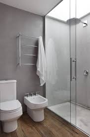 Contoh Desain Kamar Mandi Minimalis Pakai Shower Box Dengan ...