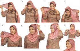 Cara Memakai Jilbab Segi Empat Modern Dian Pelangi