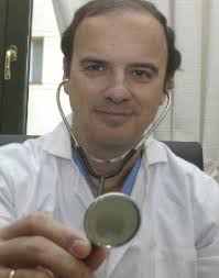 Fernando Urdiales, médico esteticista: Un doctor con visión de ... - 096D7UL-SOC-P1_1