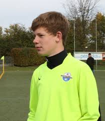 FLVW Paderborn - Alexander Nübel vom SC Paderborn 07 erhält ...