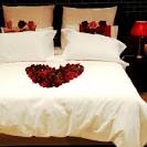 Romantic Valentine's Day Bedroom Decorations