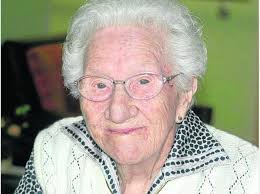 Louise Schmidt feiert 100. Geburtstag: „Hoch soll sie leben ...