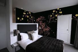 Simple Bedroom Art Decor IdeasHome Improvement Tips
