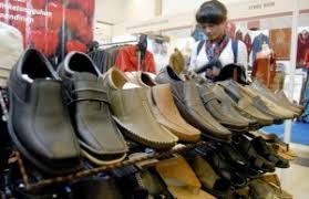 Sentra Sepatu Cibaduyut Tingkatkan Kualitas | Bandung