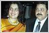 Satish Shah with wife ... - satish-shah-s