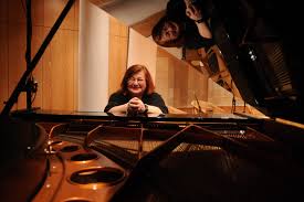 Pianistin Margarita Volkova-Mendzelevskaya Klavierunterricht Stuttgart - Frau%20Volkova%202%20Foto%20Jane%20Dunker