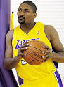 Lakers' RON ARTEST Busts A Classy Move - Technorati Sports