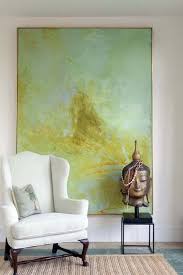 How to hang pictures - match art to shape of walls | UTR Déco Blog