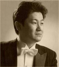 Teru Yoshihara (Baritone)