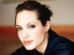 Angelina Jolie 31